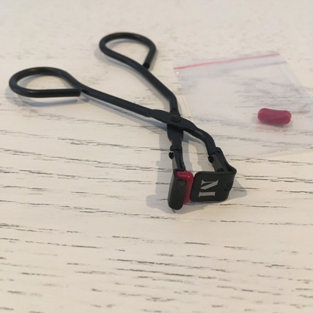 Morphie: Mini Lash Curler